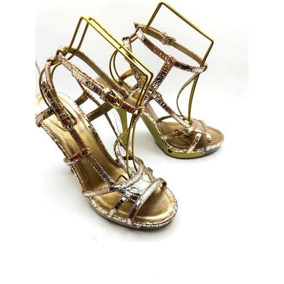 CHANEL Rose Gold Metallic T-Strap Platform Sandals Size 38.5 - Picture 7 of 10